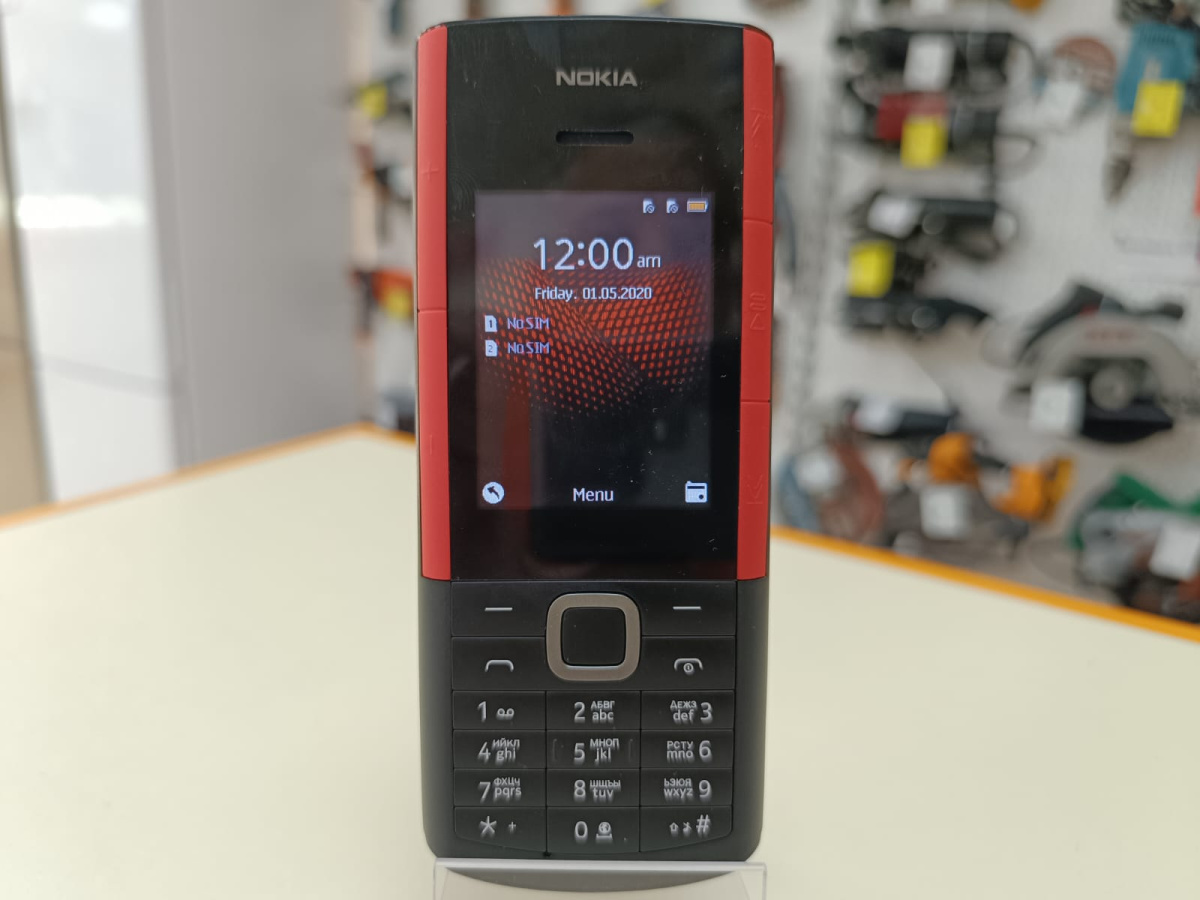 Смартфон Nokia 5710