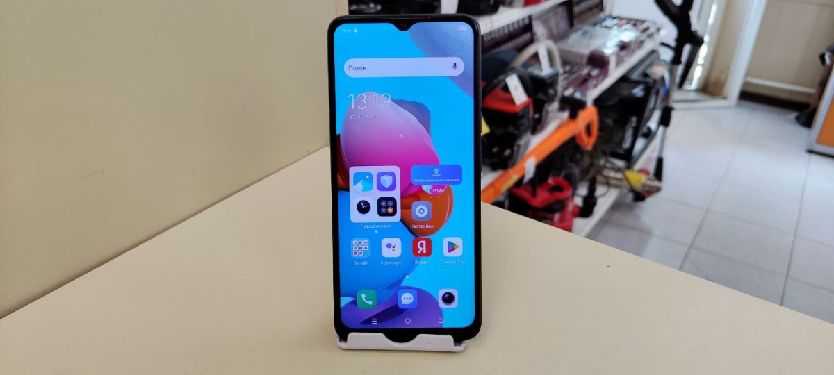 Смартфон Tecno Spark Go 2023 3/64