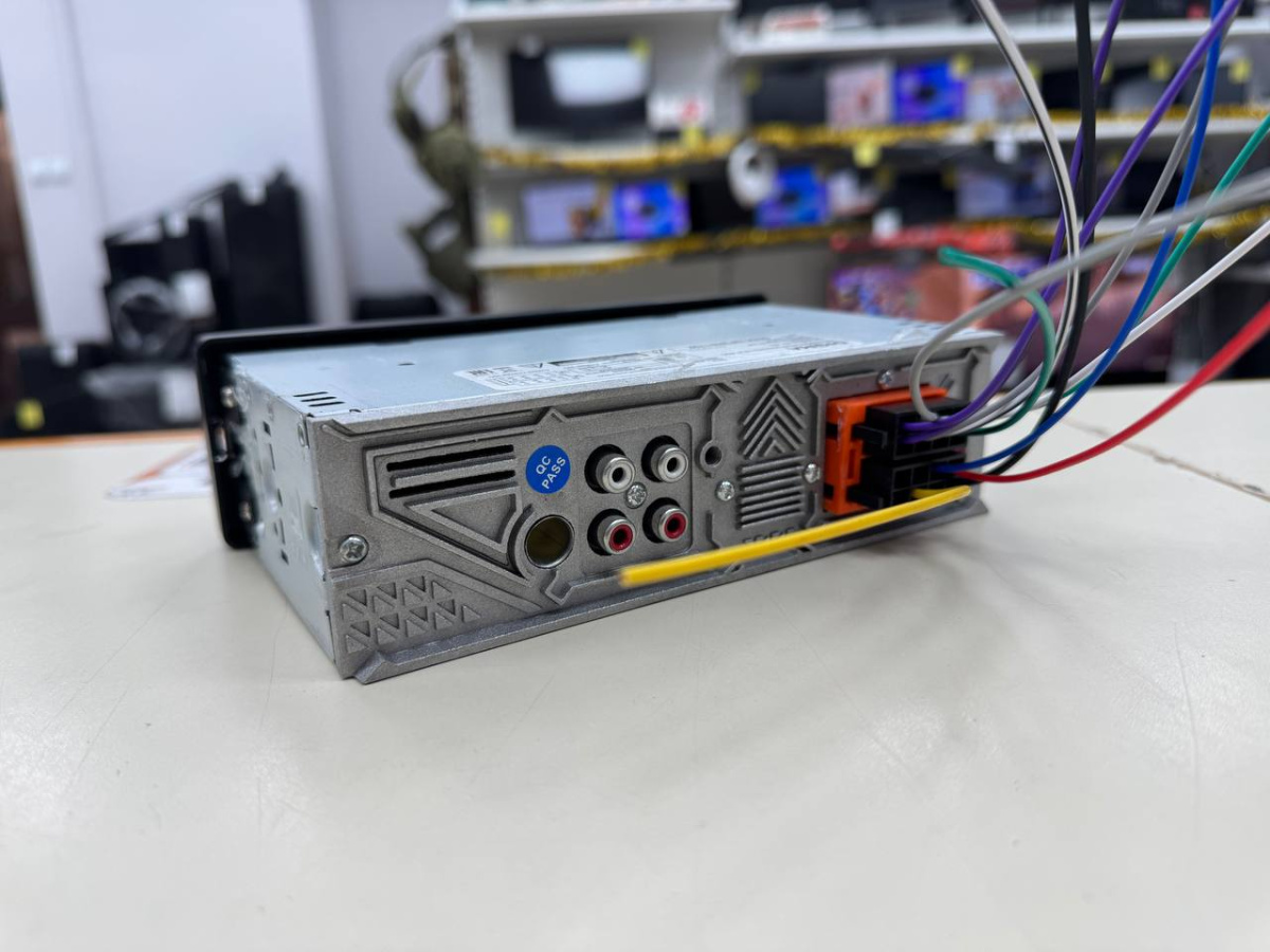 Автомагнитола Digma MCP-455