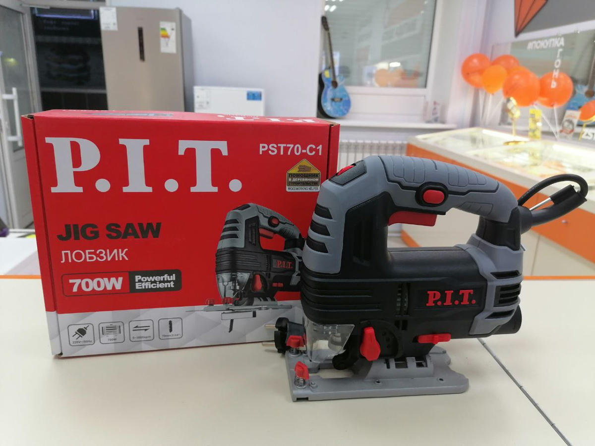 Лобзик P.I.T. PST70-C1