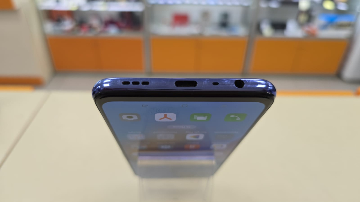 Смартфон Oppo A74