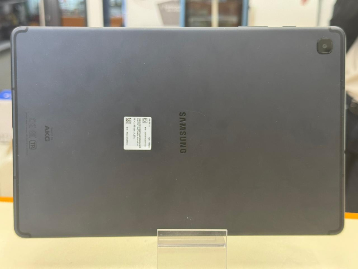 Планшет Samsung Tab S6 lite;