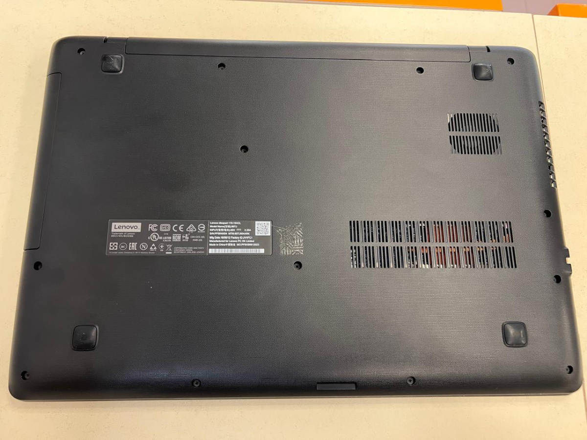 Ноутбук Lenovo; A4-7210, AMD Radeon (TM) Graphics, 4 Гб, Нет, 500 Гб