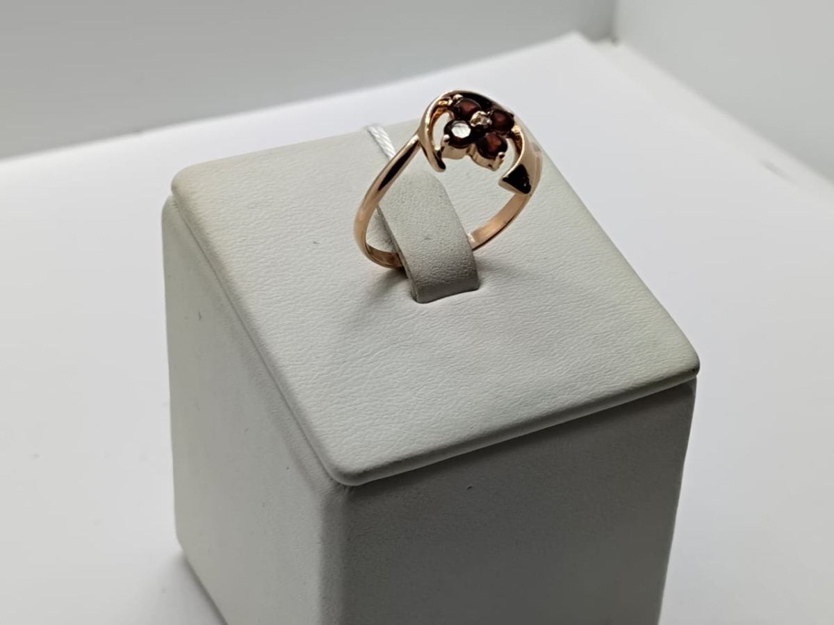 КОЛКМИ585 КОЛЬЦО С КАМНЯМИ (Au 585)