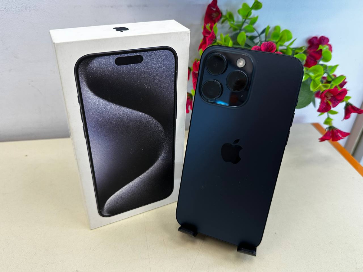 Смартфон Apple iPhone 15 Pro Max 256Gb