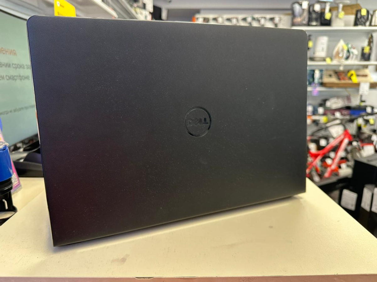 Ноутбук DELL G6NHLJ2; Core i3-6006U, Intel UHD Graphics, 4 Гб, 240 Гб, Нет