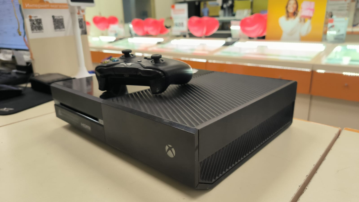 Игровая приставка Xbox One 500Gb