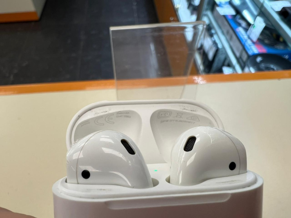 Наушники беспроводные Apple AirPods 2