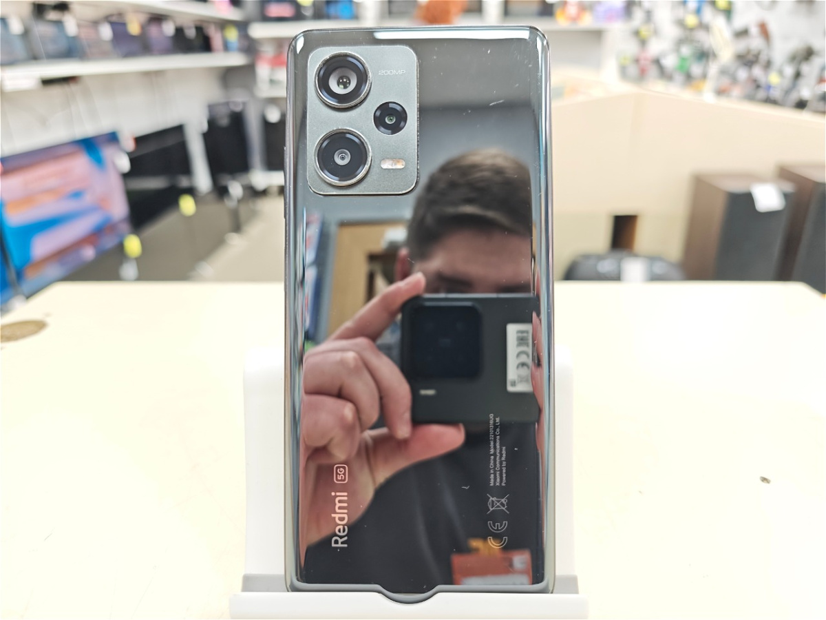 Смартфон Xiaomi Redmi Note 12 Pro+ 8/256