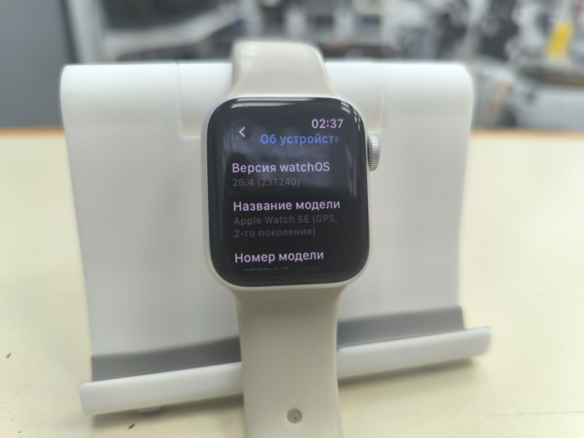 Смарт-часы Apple Watch SE 2025 40mm