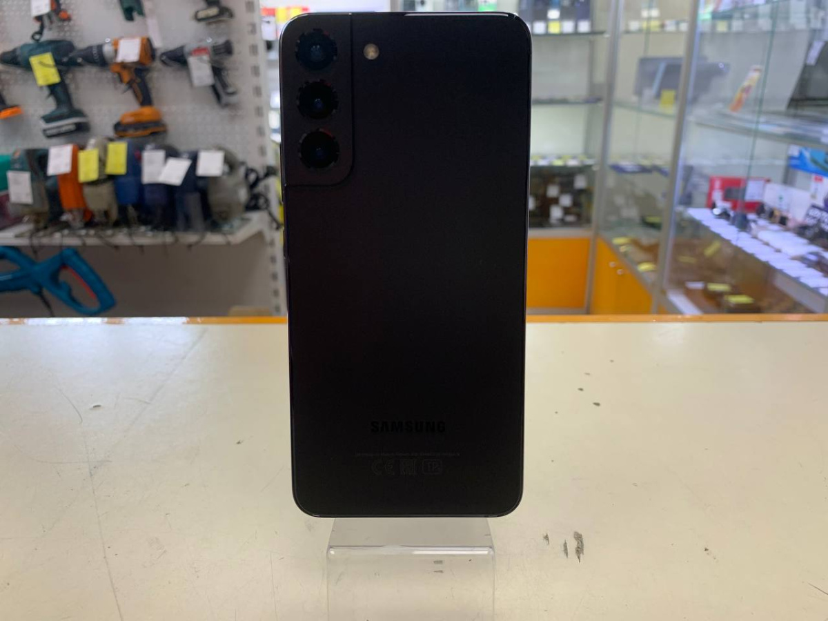 Смартфон Samsung Galaxy S22+ 8/128