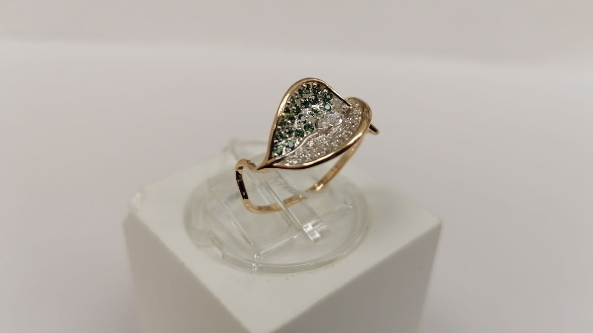 КОЛЬЦО С КАМНЯМИ (Au 585)