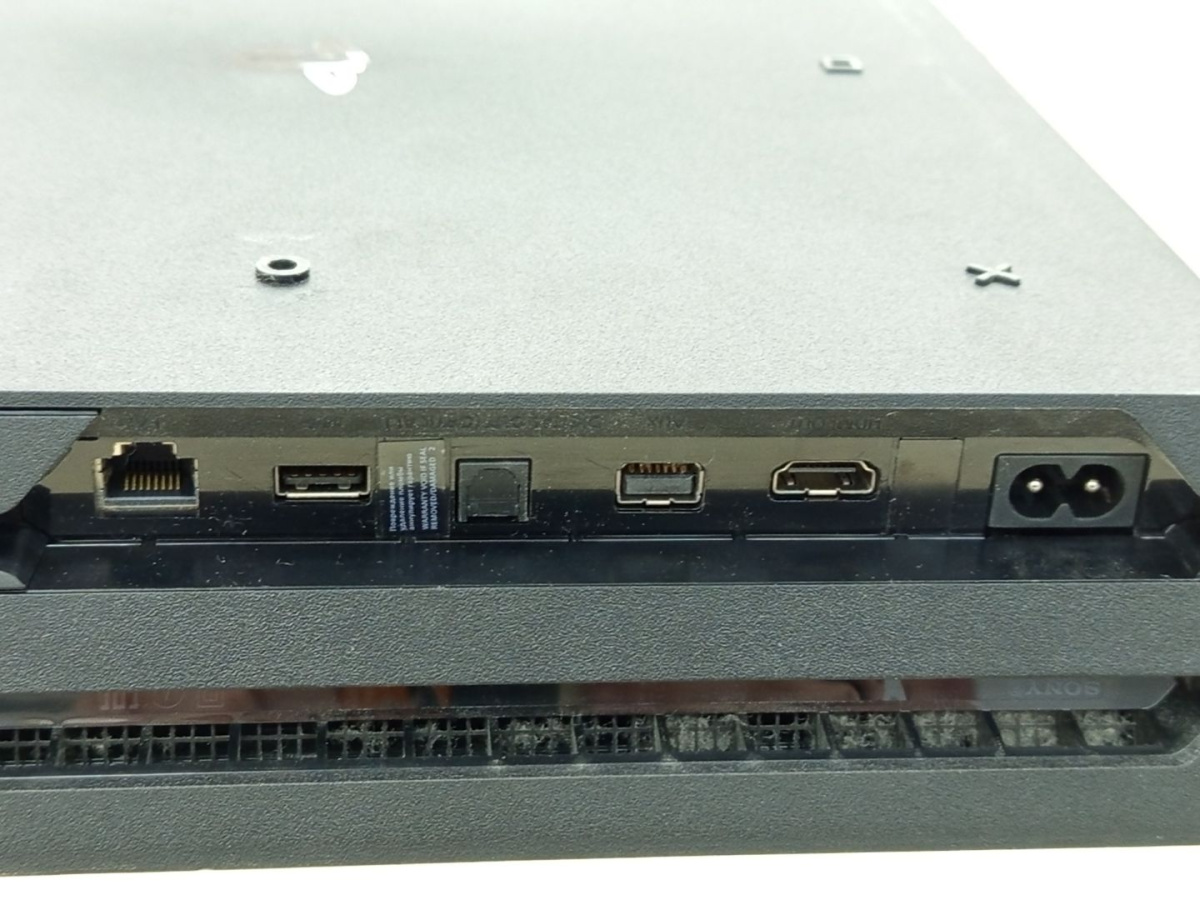 Игровая приставка PlayStation 4 Pro 1Tb