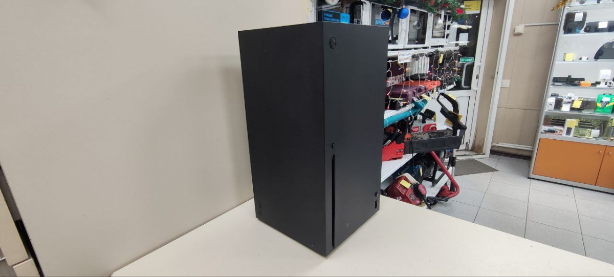 Игровая приставка Xbox Series X 1Tb