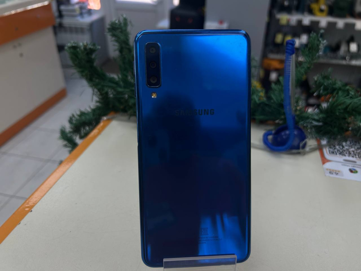 Смартфон Samsung Galaxy A7 (2018) 4/64