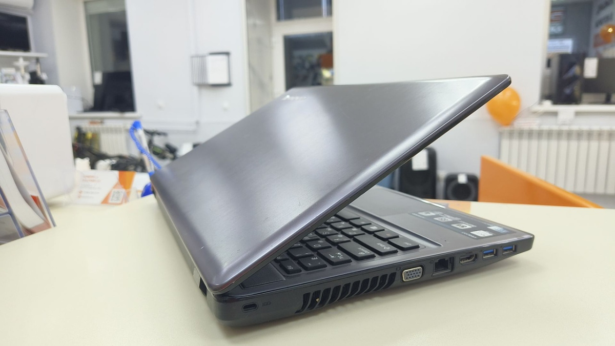 Ноутбук Lenovo; A10-4600M, Radeon HD 7660G, 4 Гб, Нет, 320 Гб