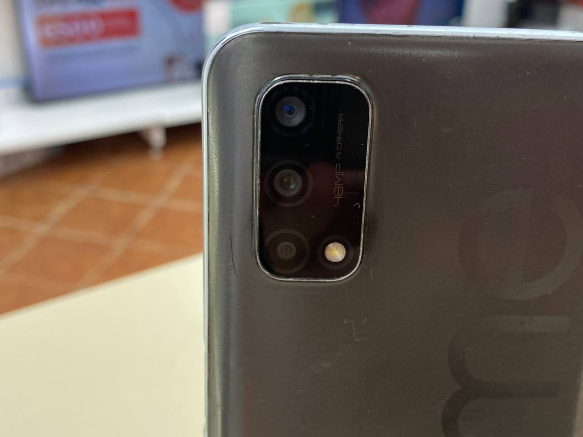 Смартфон Realme Q2 5G 6/128