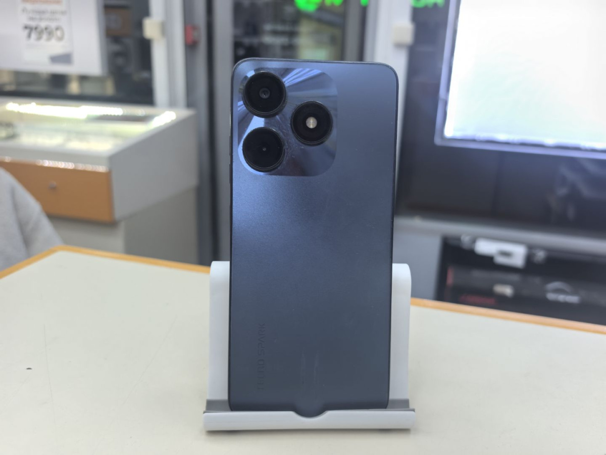 Смартфон Tecno Spark 10 8/128