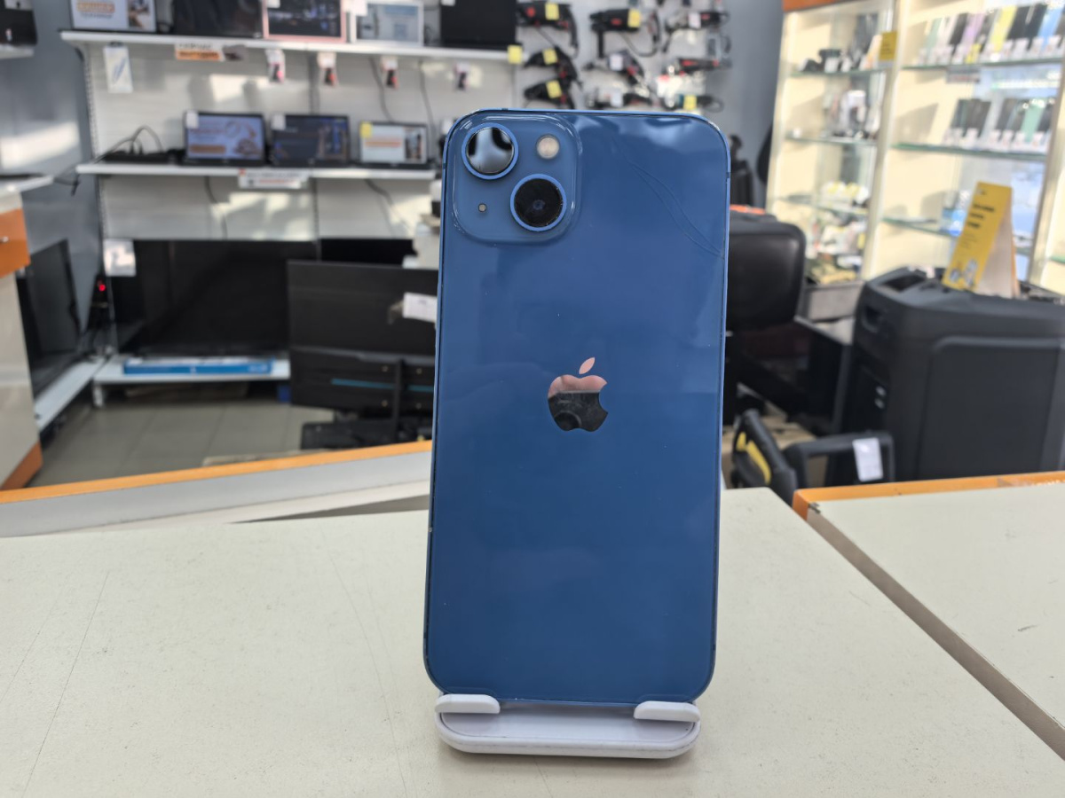 Смартфон Apple iPhone 13 128Gb