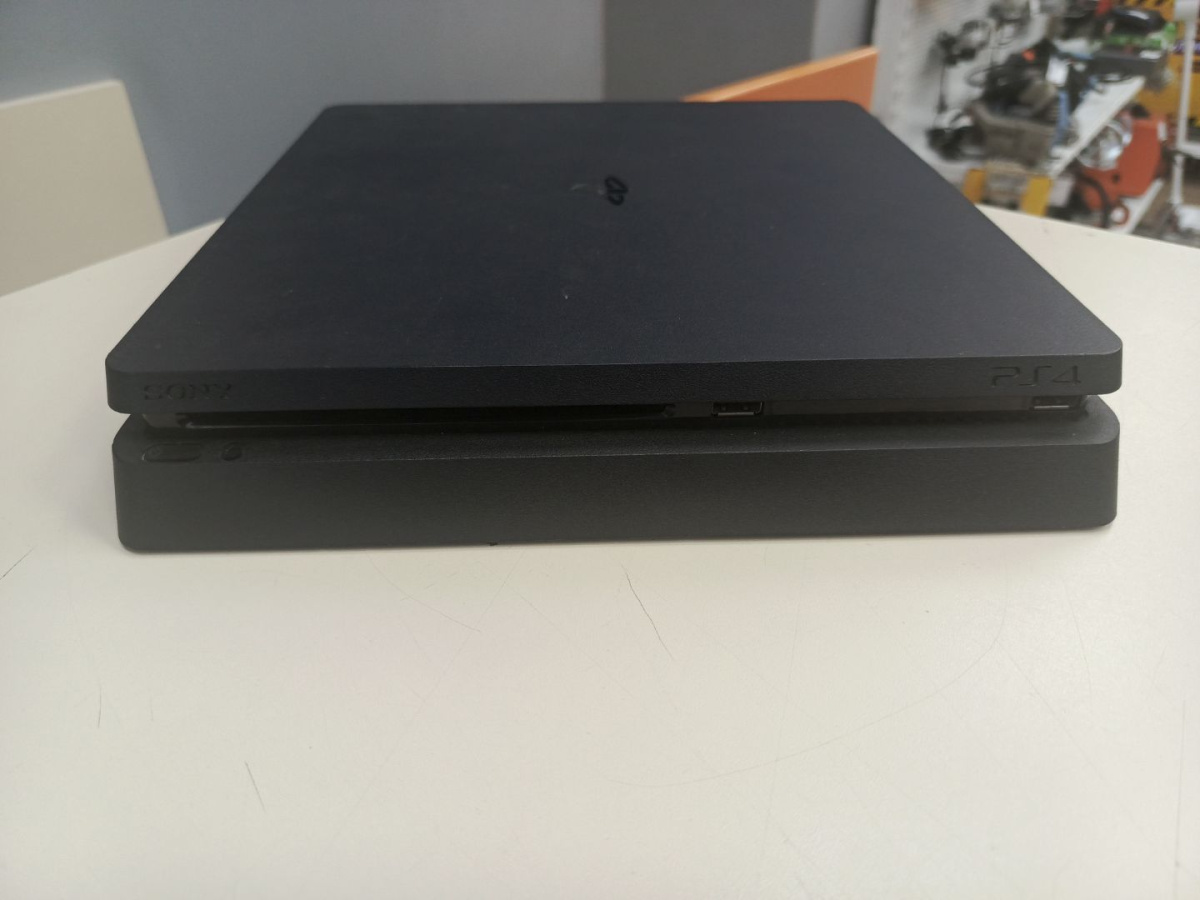 Игровая приставка PlayStation 4 Slim 1Tb