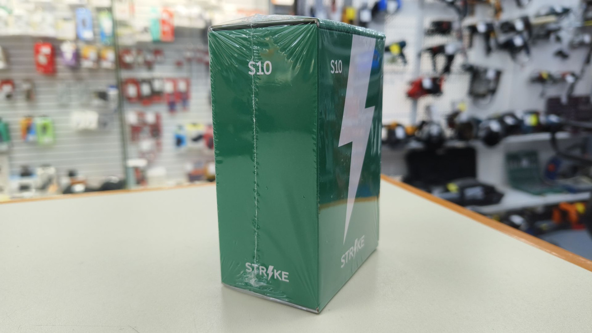Мобильный телефон Strike S10