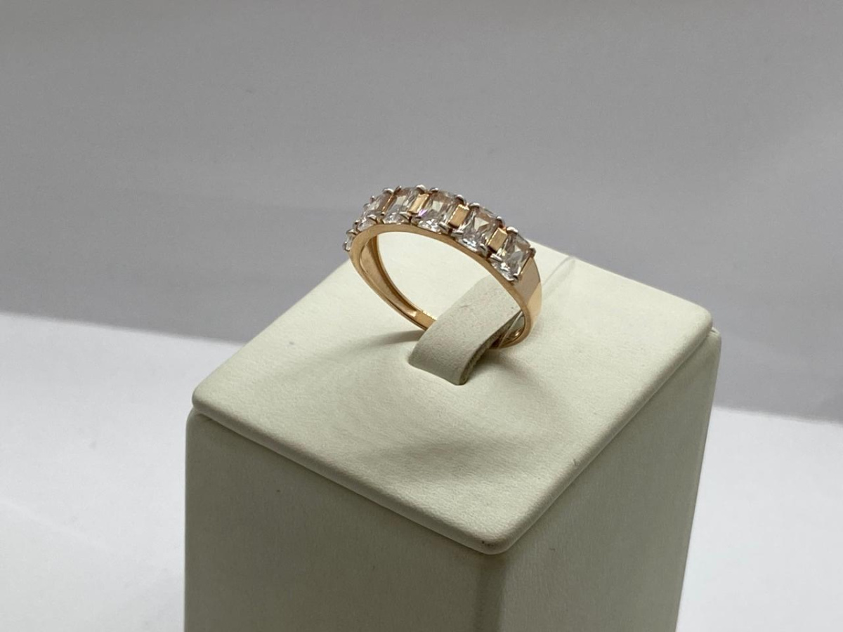 КОЛЬЦО С КАМНЯМИ (Au 585)