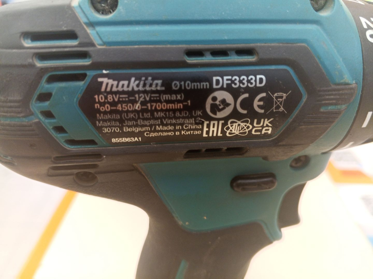 Шуруповерт Makita DF330D