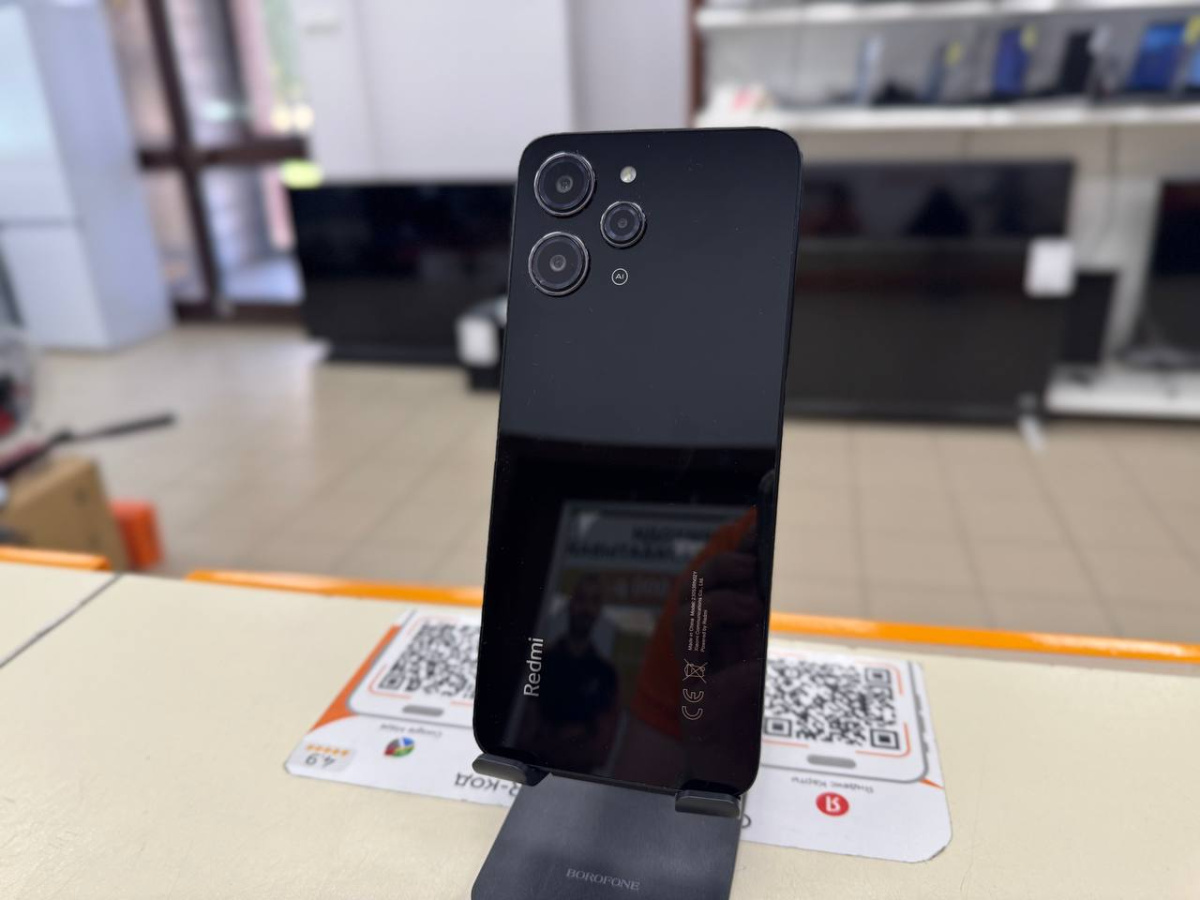 Смартфон Xiaomi Redmi 12 4/128