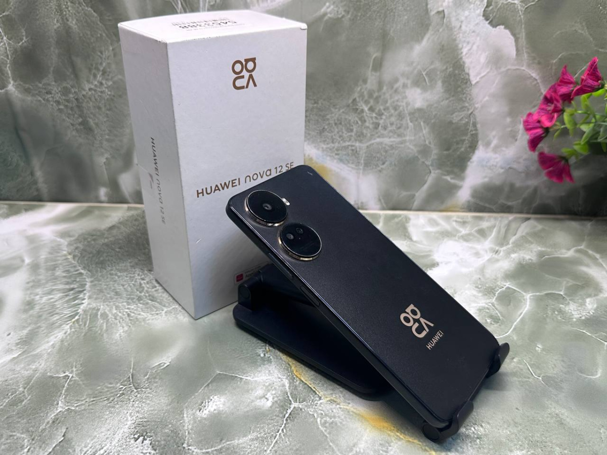 Смартфон Huawei Nova 12 SE