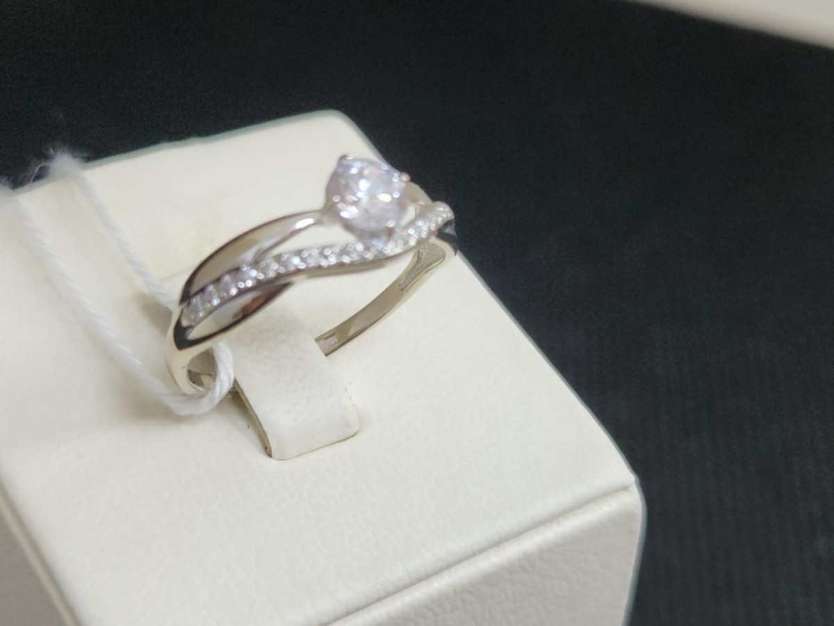 КОЛКМИ585 КОЛЬЦО С КАМНЯМИ (Au 585)