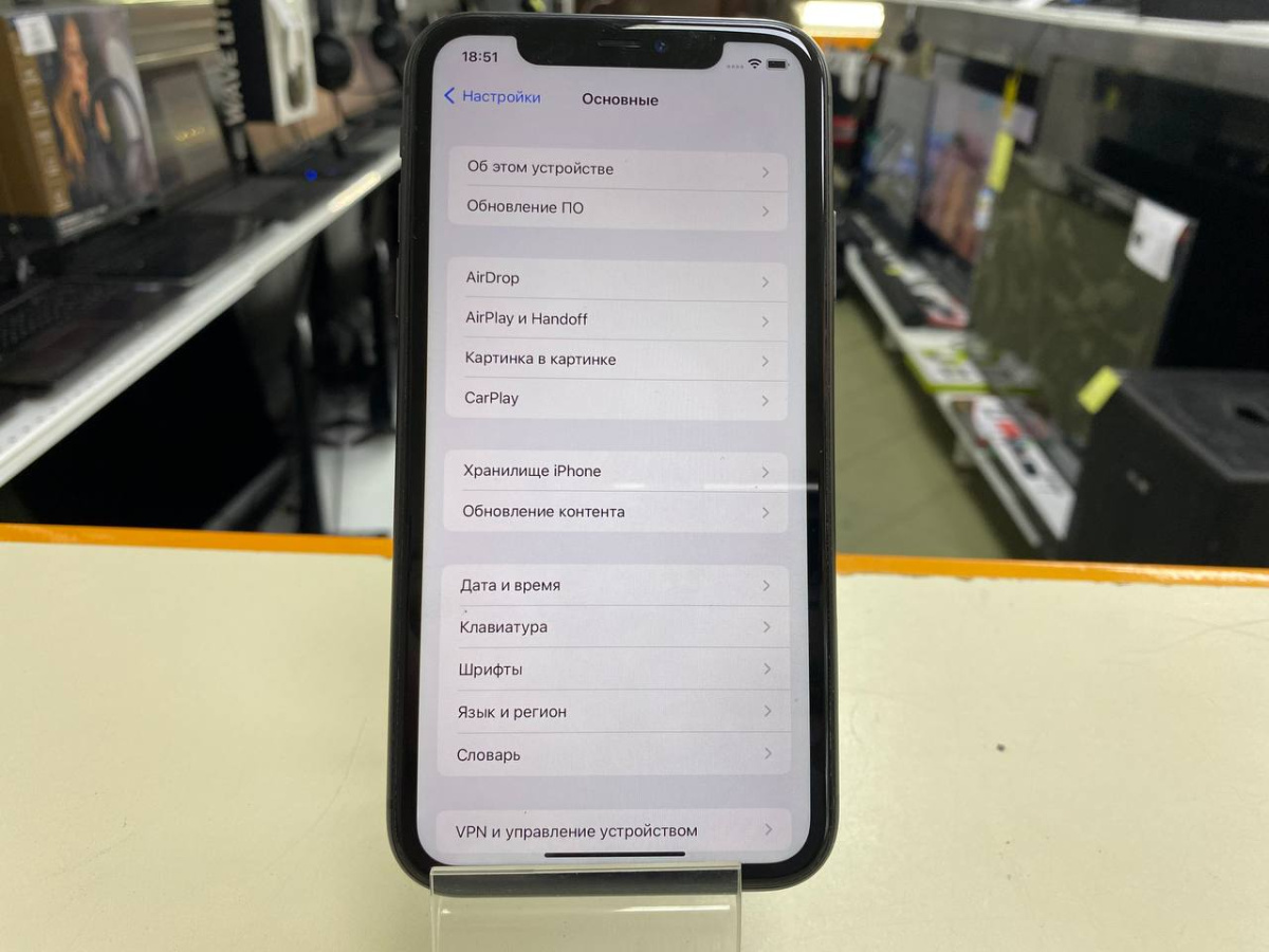 Смартфон Apple iPhone 11 64Gb