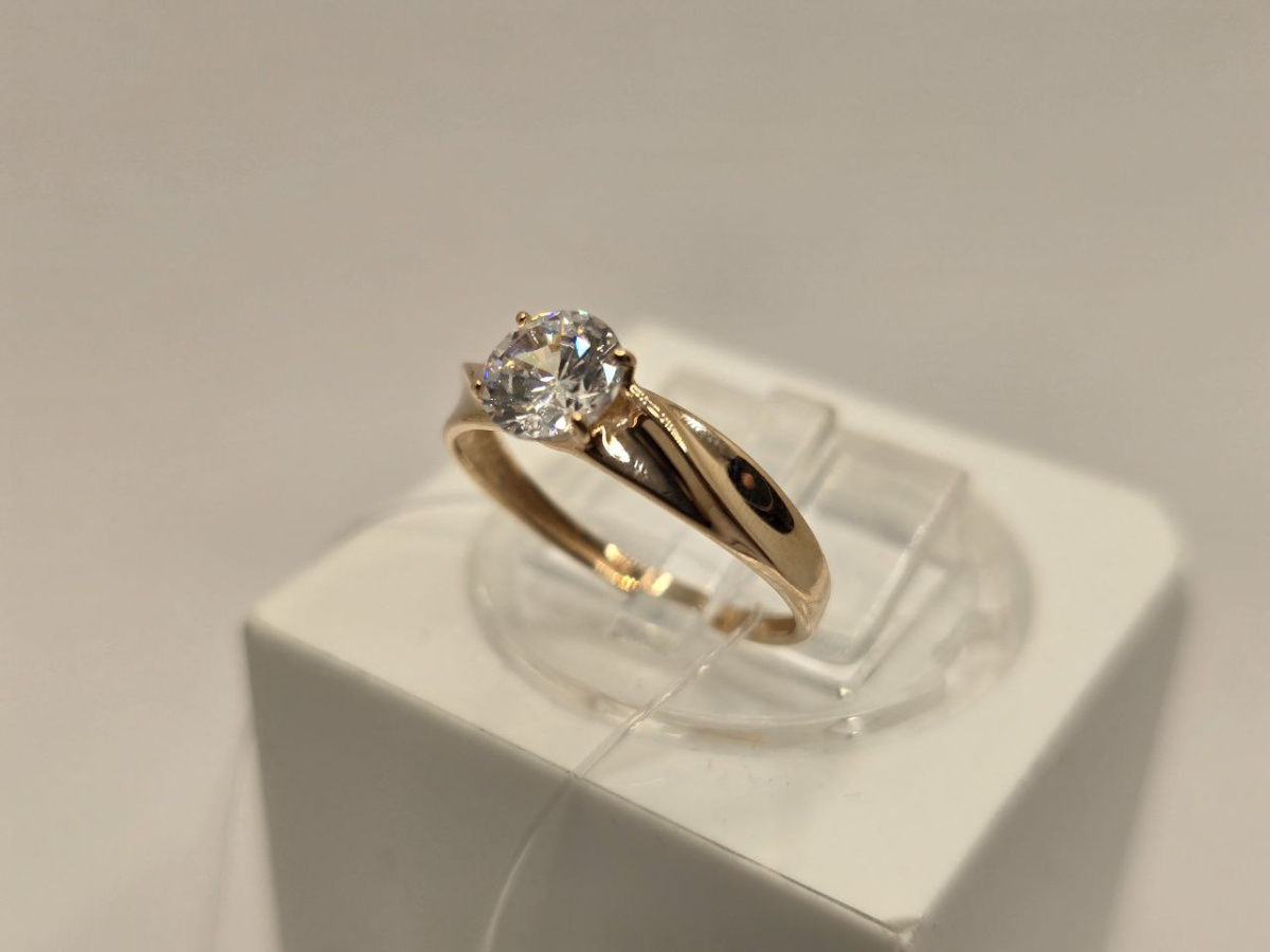 КОЛЬЦО С КАМНЕМ (Au 585)