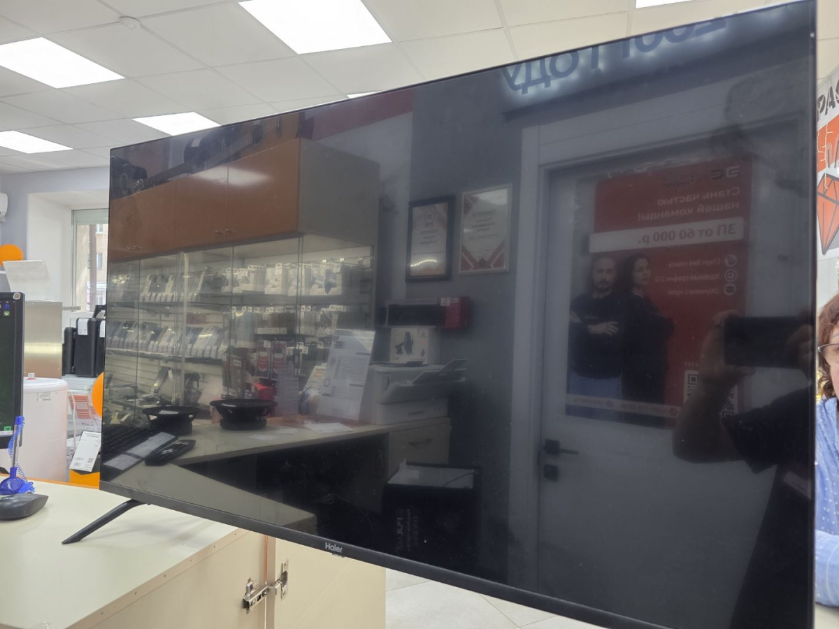 LED Телевизор Haier 43 Smart TV S2