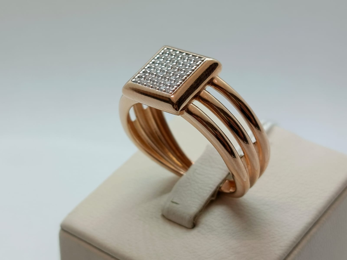 КОЛКМИ585 КОЛЬЦО С КАМНЯМИ (Au 585)