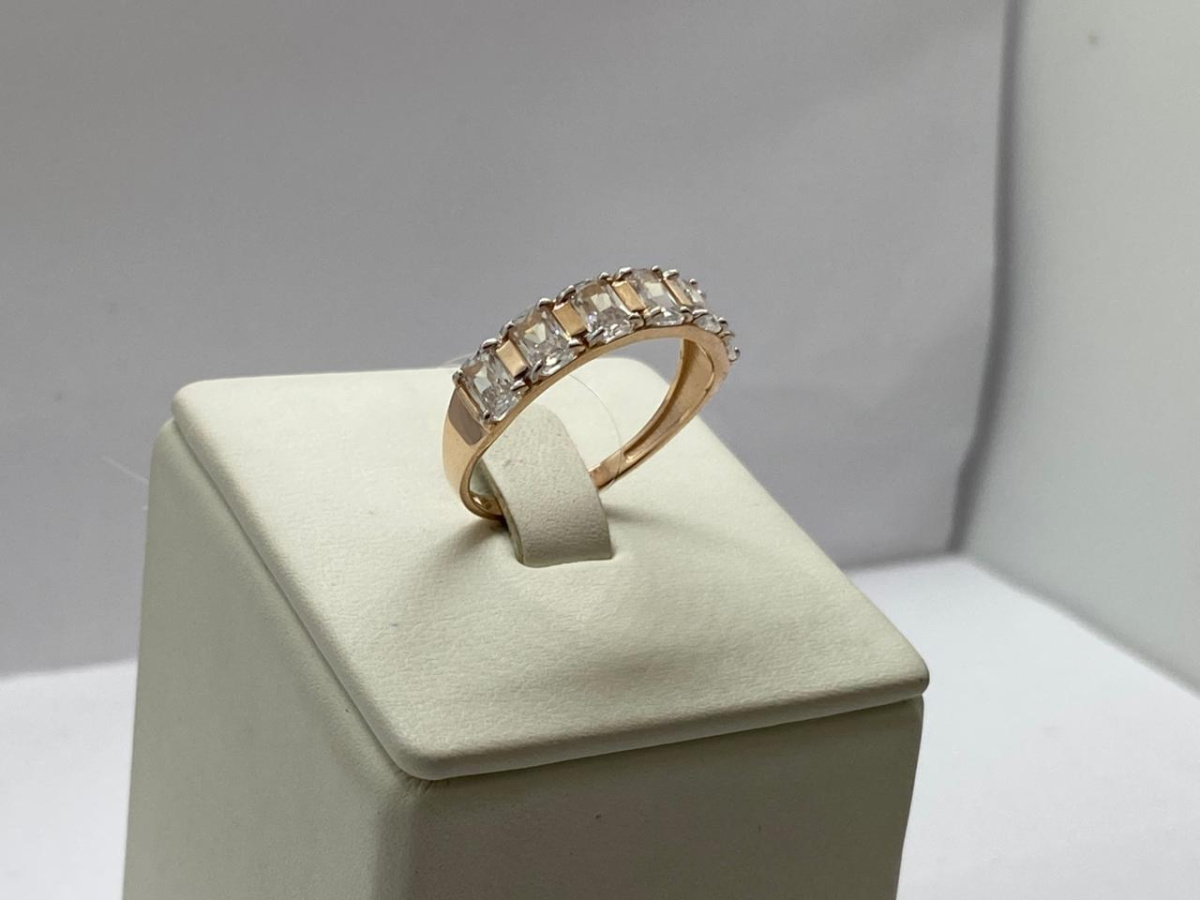 КОЛЬЦО С КАМНЯМИ (Au 585)