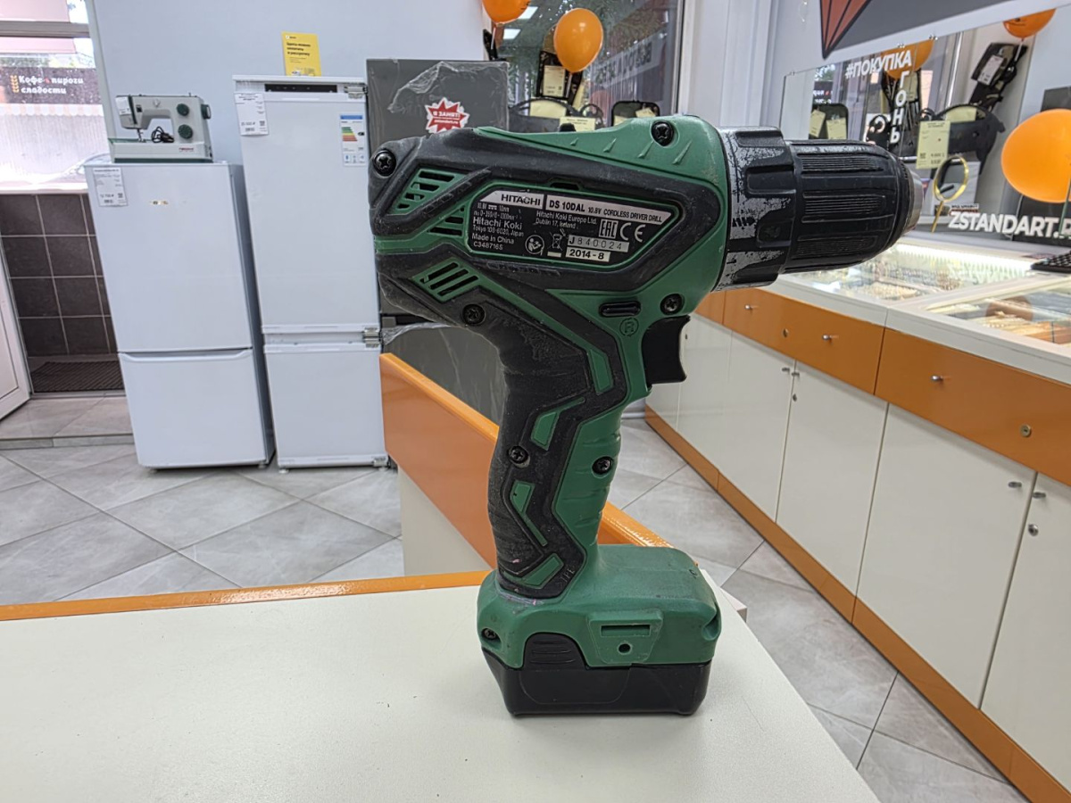 Шуруповерт Hitachi DS10DAL