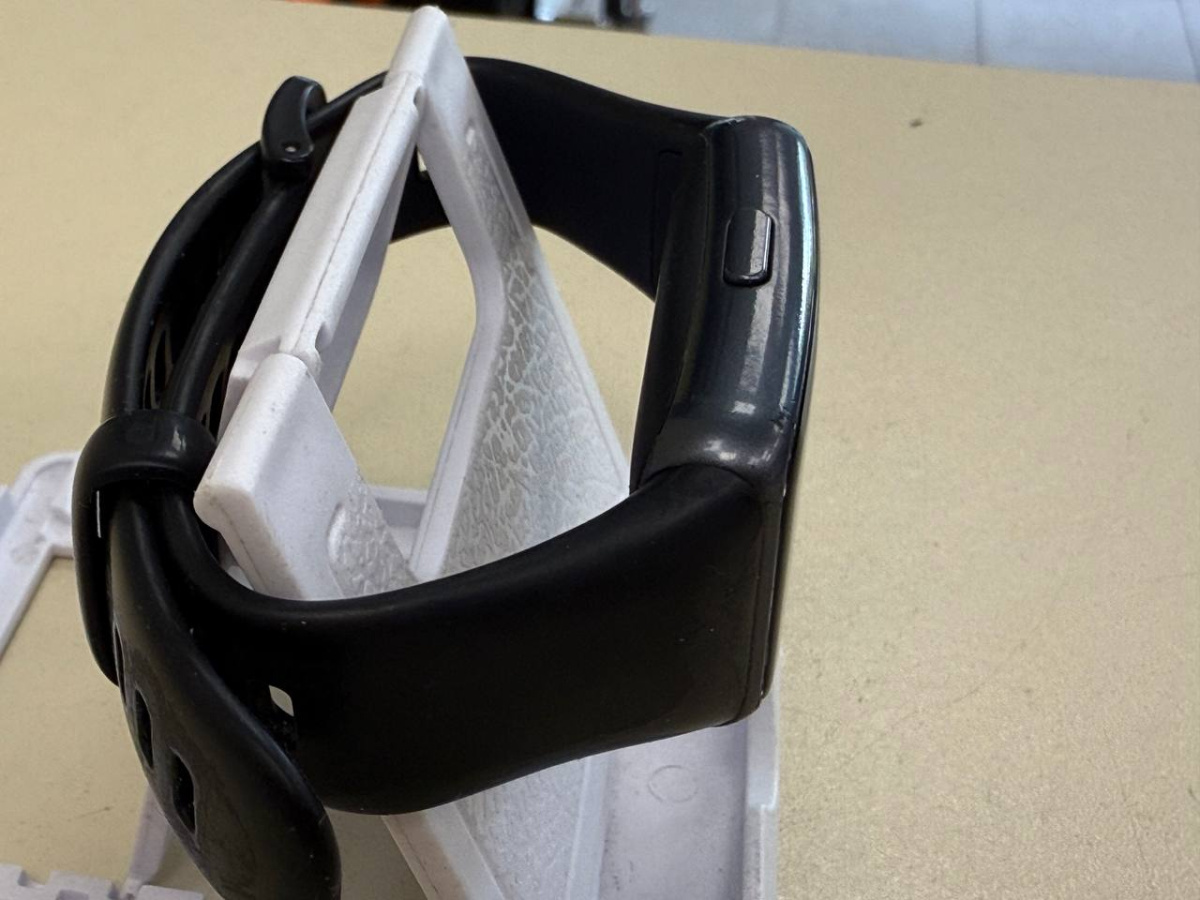 Смарт-часы Huawei Band 6