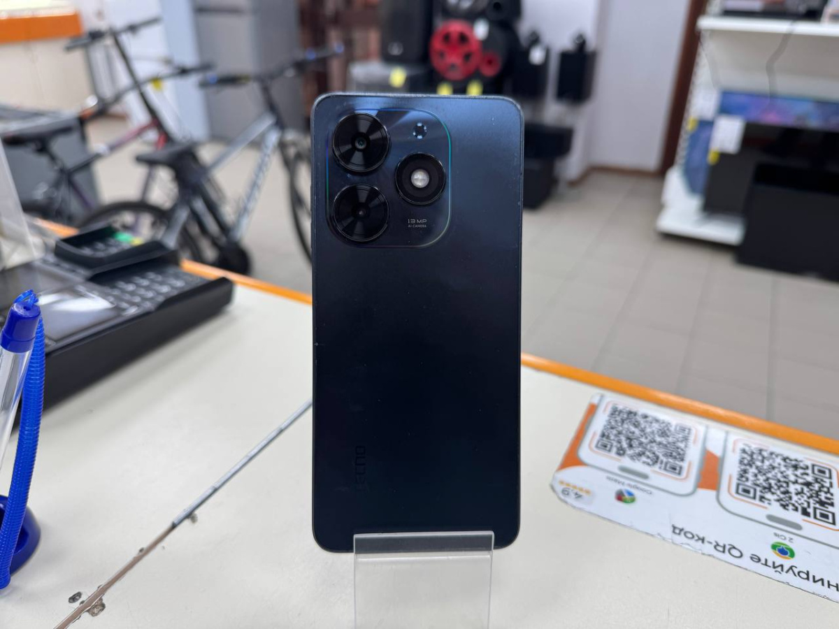 Смартфон Tecno Spark Go 2024 3/64