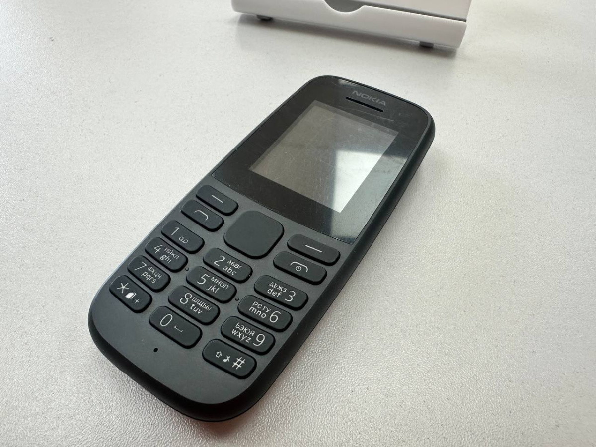 Мобильный телефон Nokia 105