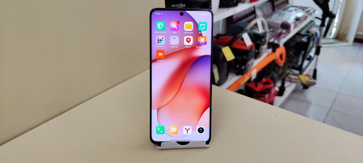 Смартфон Xiaomi Redmi Note 13 Pro+ 8/256