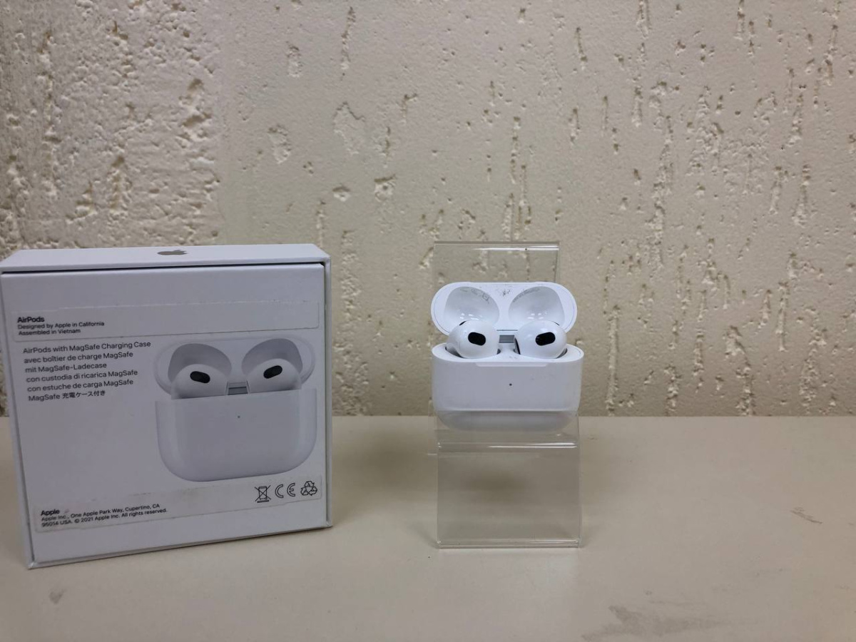 Наушники беспроводные Apple Airpods 3