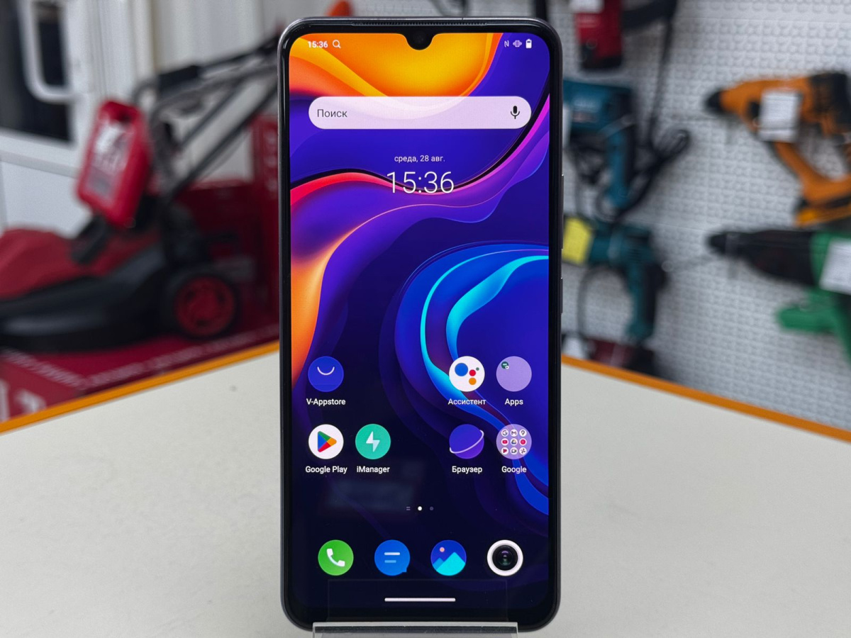 Смартфон Vivo V2025 8/128