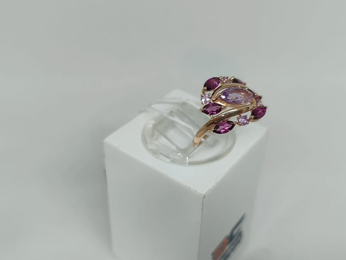 КОЛКМИ585 КОЛЬЦО С КАМНЯМИ (Au 585)