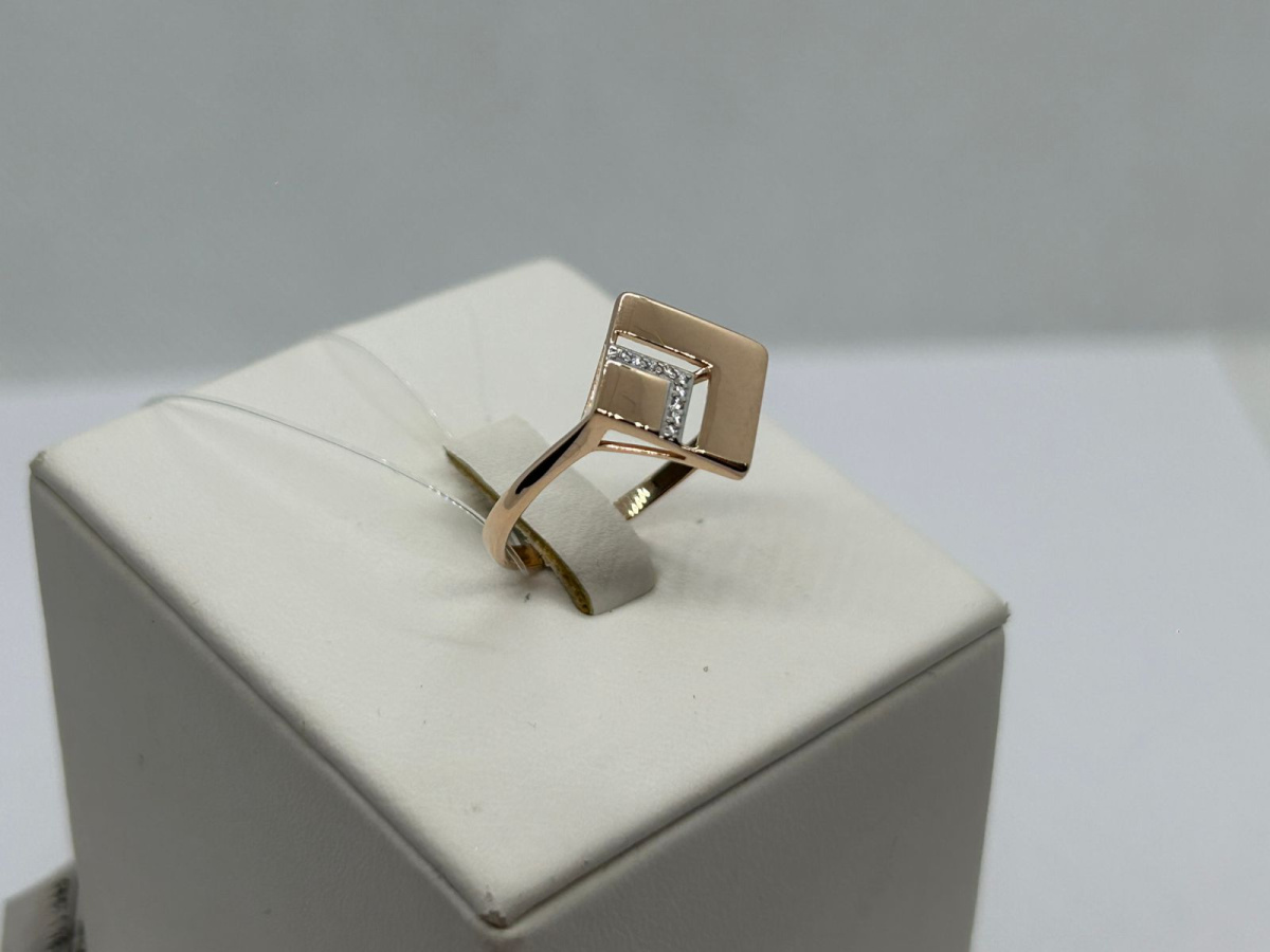 КОЛЬЦО С КАМНЯМИ (Au 585)