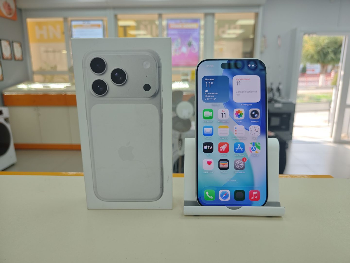 Смартфон Apple Iphone 17 Pro 256Gb