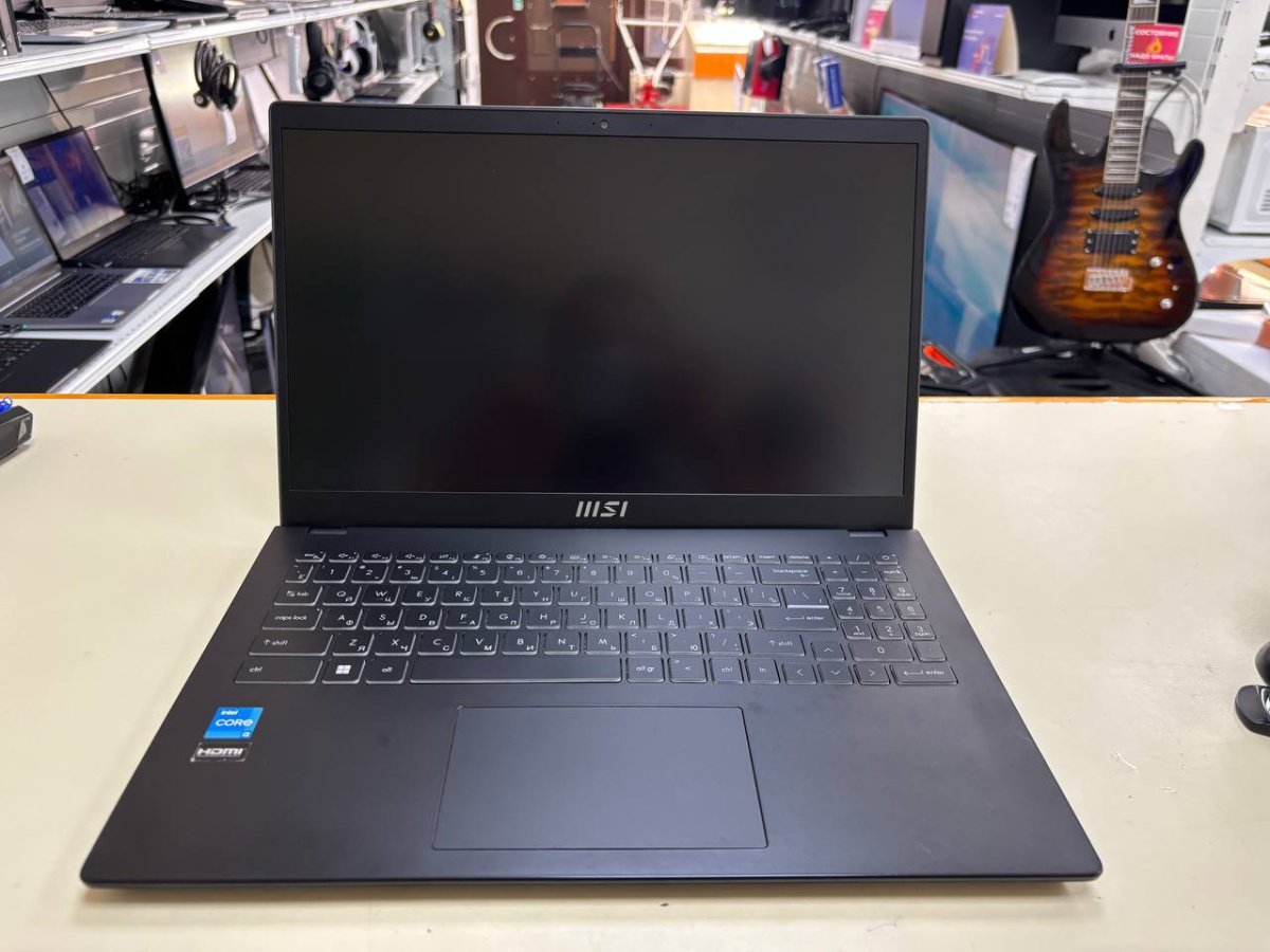 Ноутбук MSI MS-15H1; Core i3-1215U, Intel UHD Graphics, 8 Гб, 256 Гб, Нет