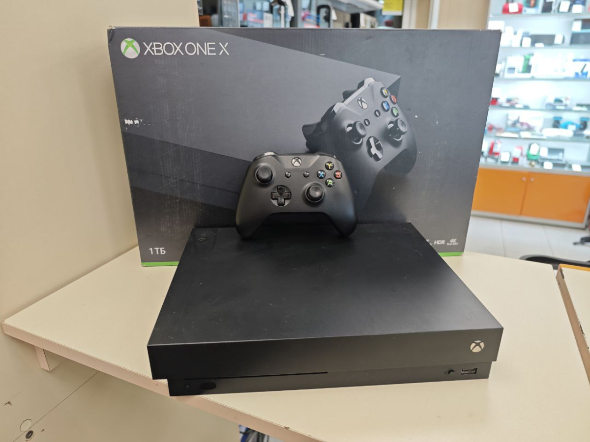 Игровая приставка Xbox One X 1Tb