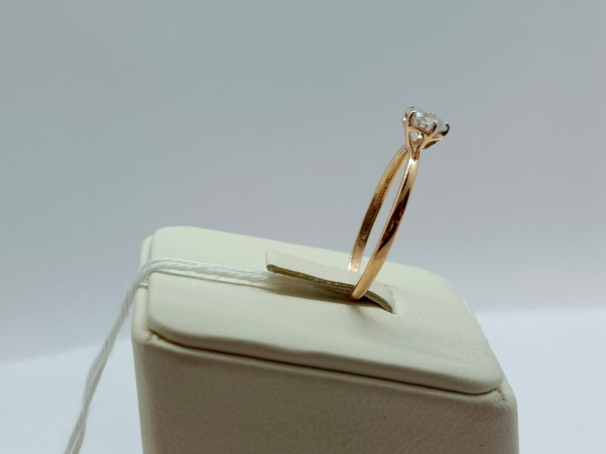 КОЛКМ585 КОЛЬЦО С КАМНЕМ (Au 585)