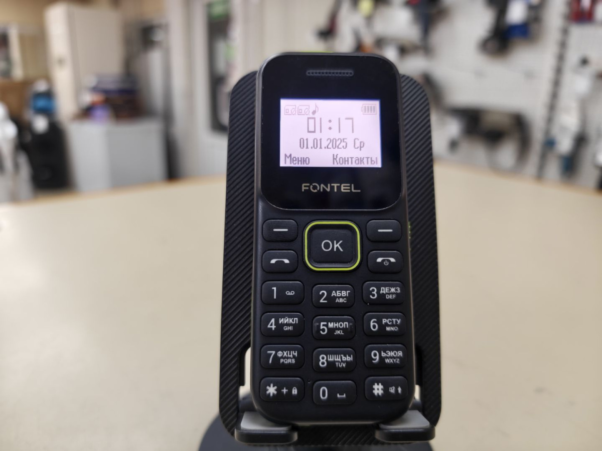 Смартфон Fontel FP100