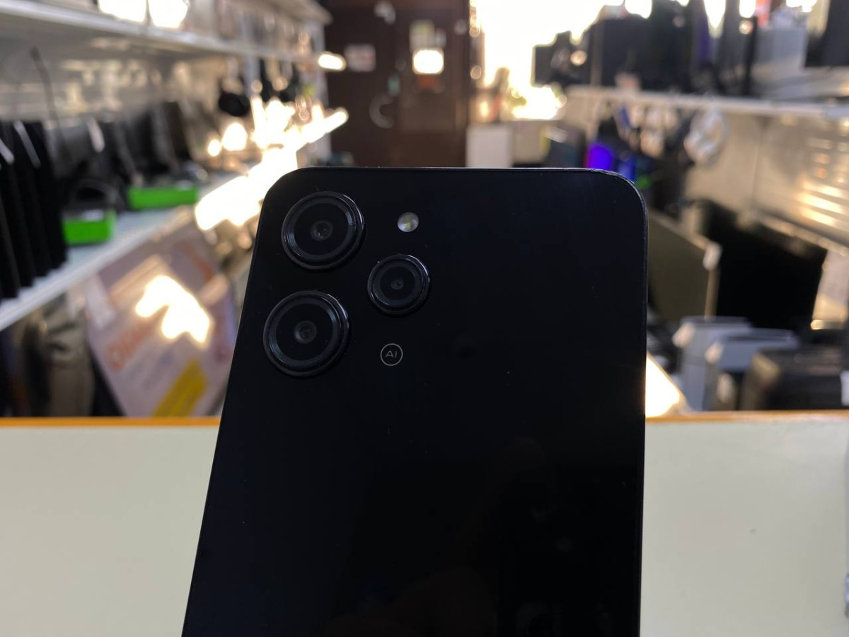 Смартфон Xiaomi Redmi 12 8/256